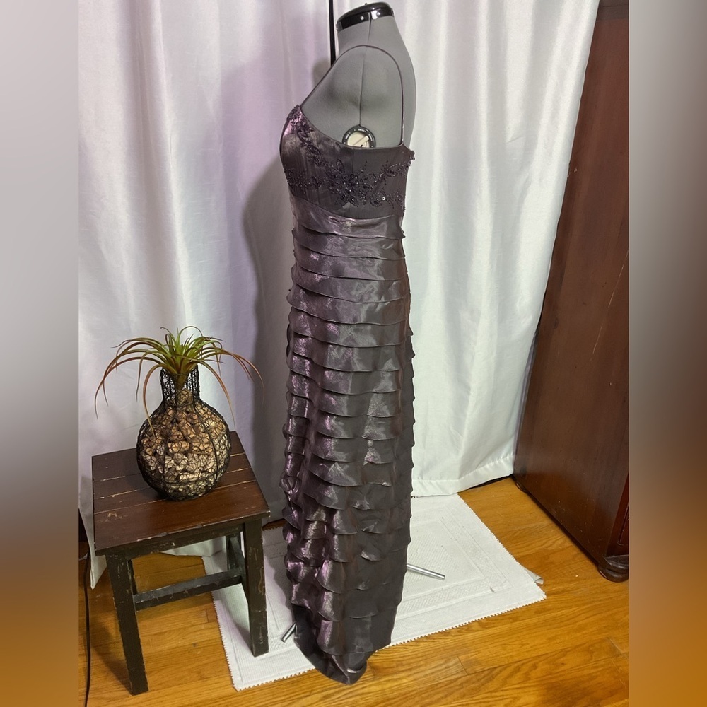 Alex Evenings 2pc Tiered Sheath Dress
With Metallic Jacquard Jacket - Picture 8 of 15